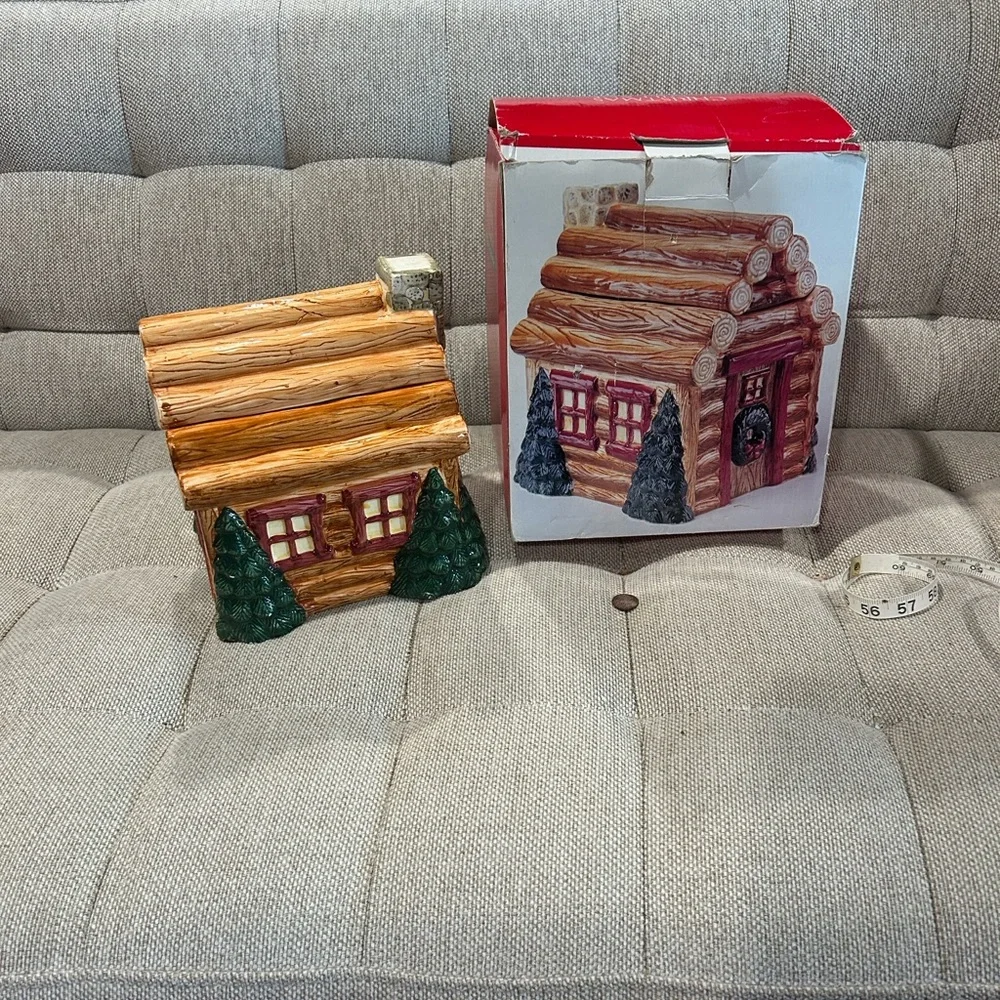 Christmas Village Earthenware Log Cabin Holiday Cookie Jar - Brown and Green - Picture 2 of 16